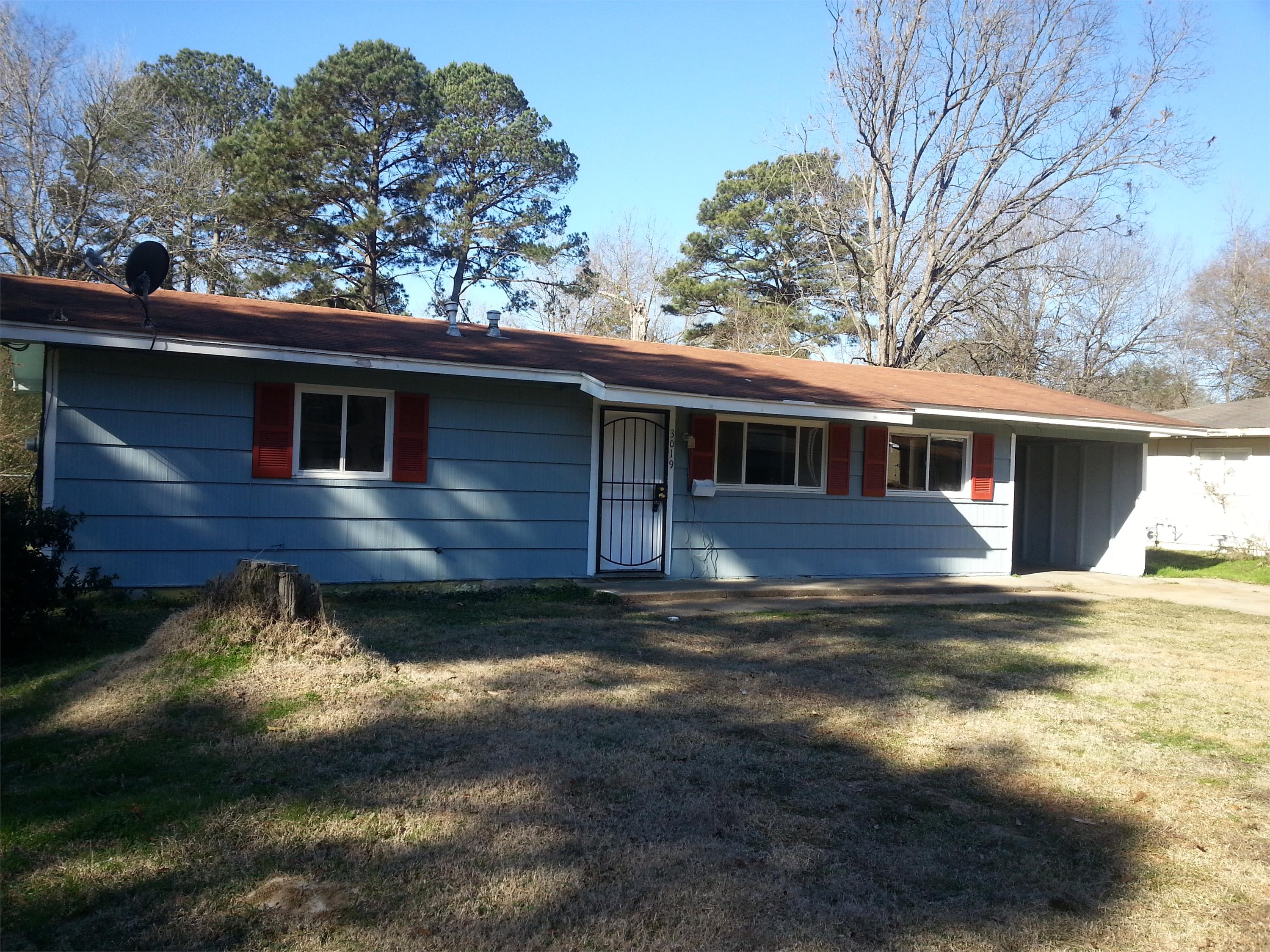 3019 Lakewood dr – photo 1