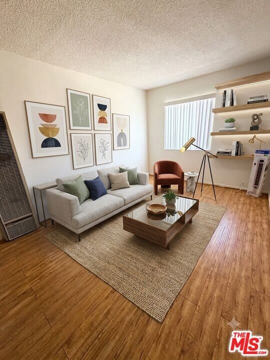 815 S Ardmore Ave – photo 1