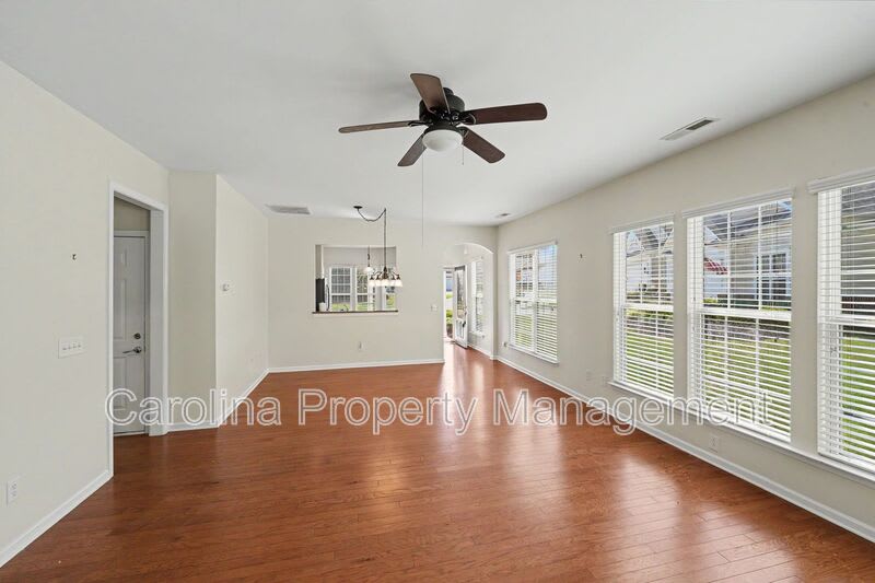 9009 Smokey Hill Ln – photo 4