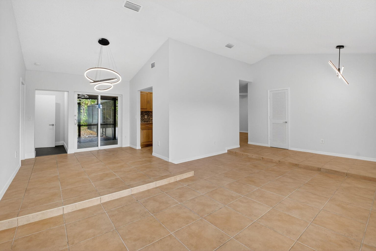 4135 Bay Laurel Way – photo 5