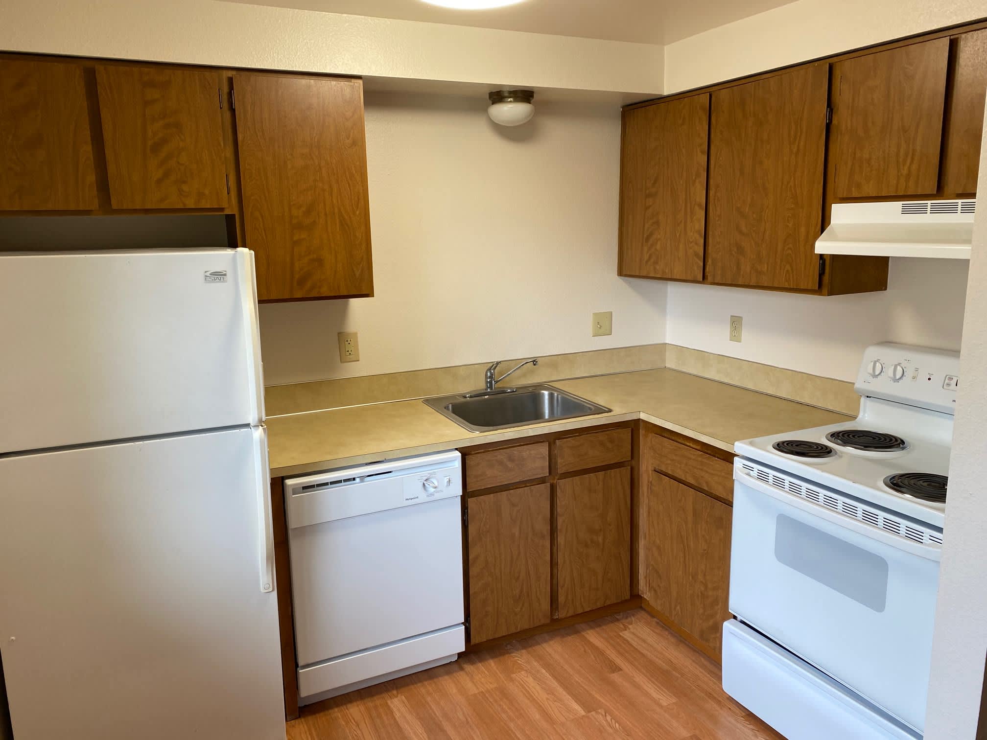 1168-F Harris Street SE – photo 2