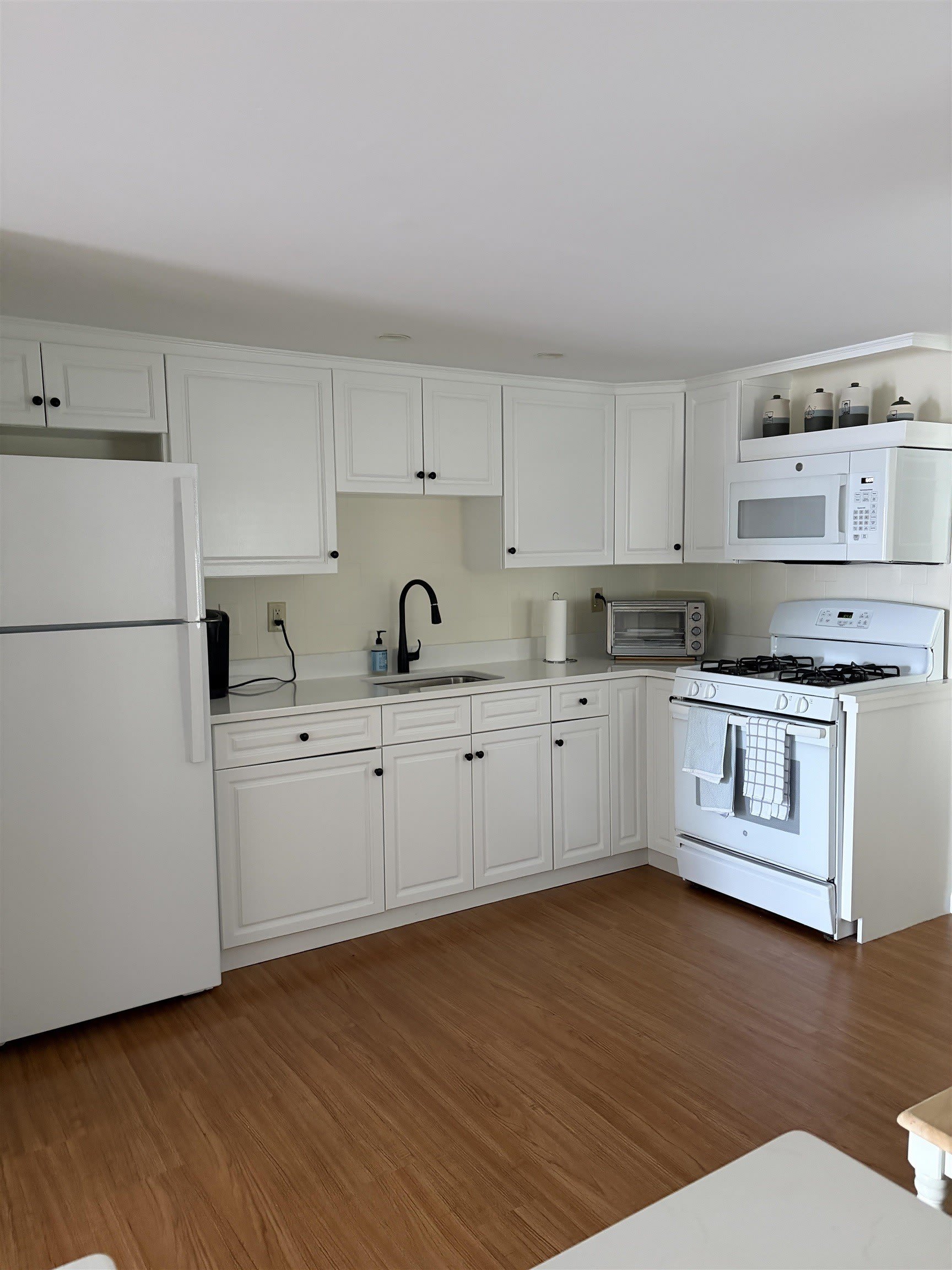 289 Portsmouth Avenue – photo 2