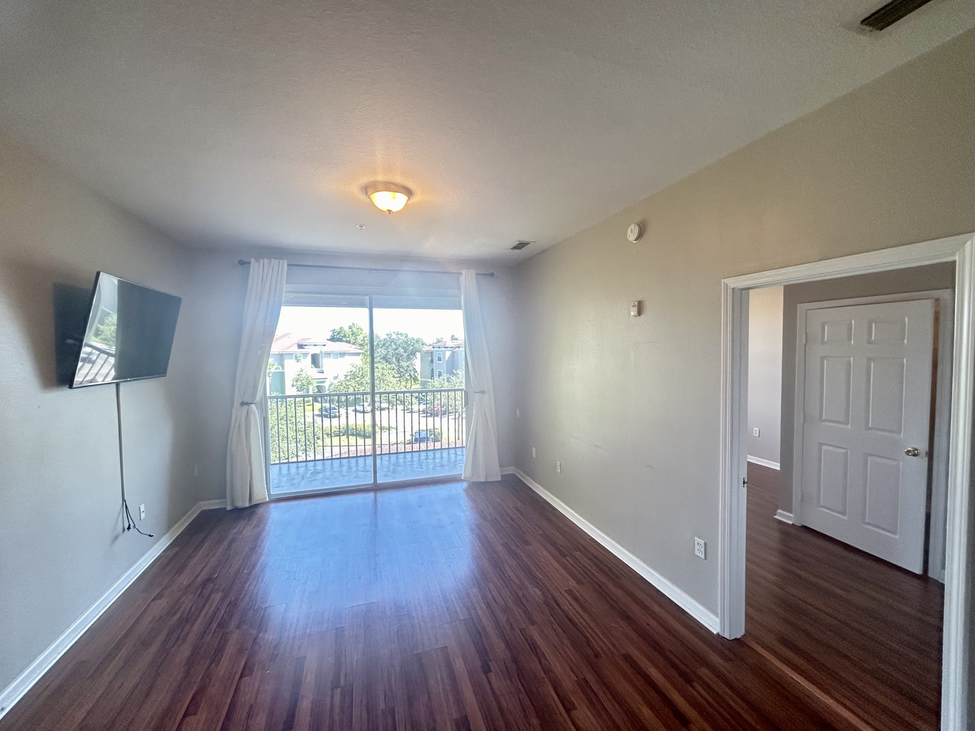 7990 Baymeadows Road East – photo 4