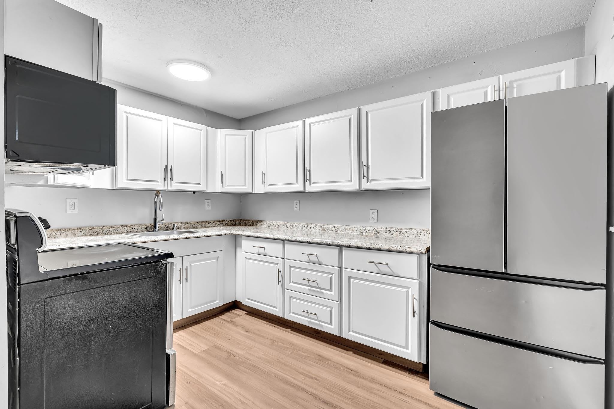 232 SE 9th Avenue – photo 3