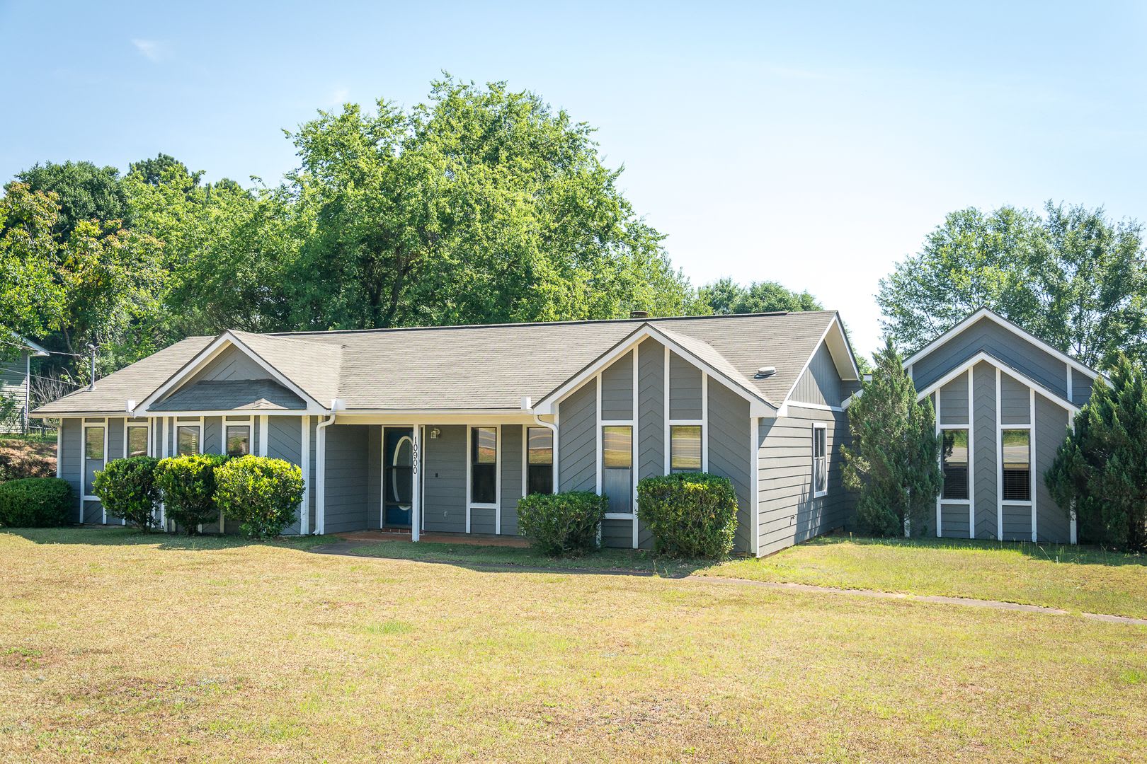 Coming Soon – photo 2