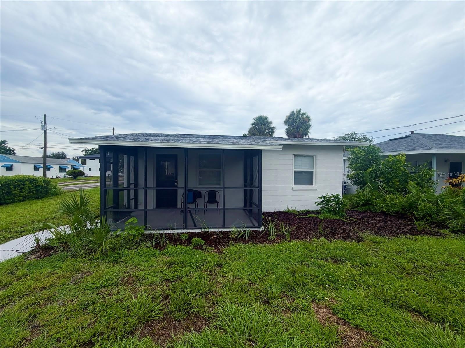 1502 W GRACE Street – photo 1