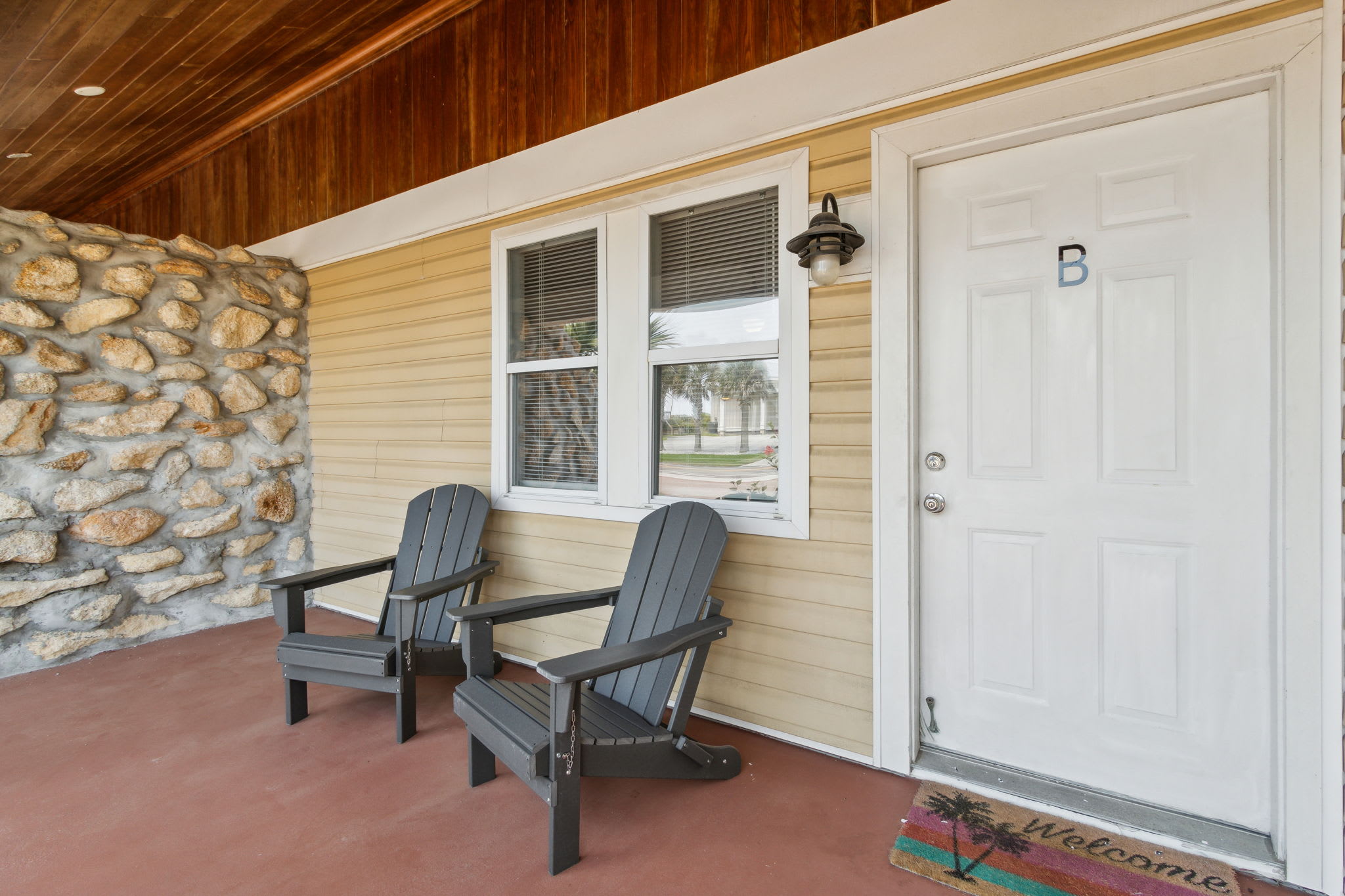 1669 South Fletcher Avenue – photo 2