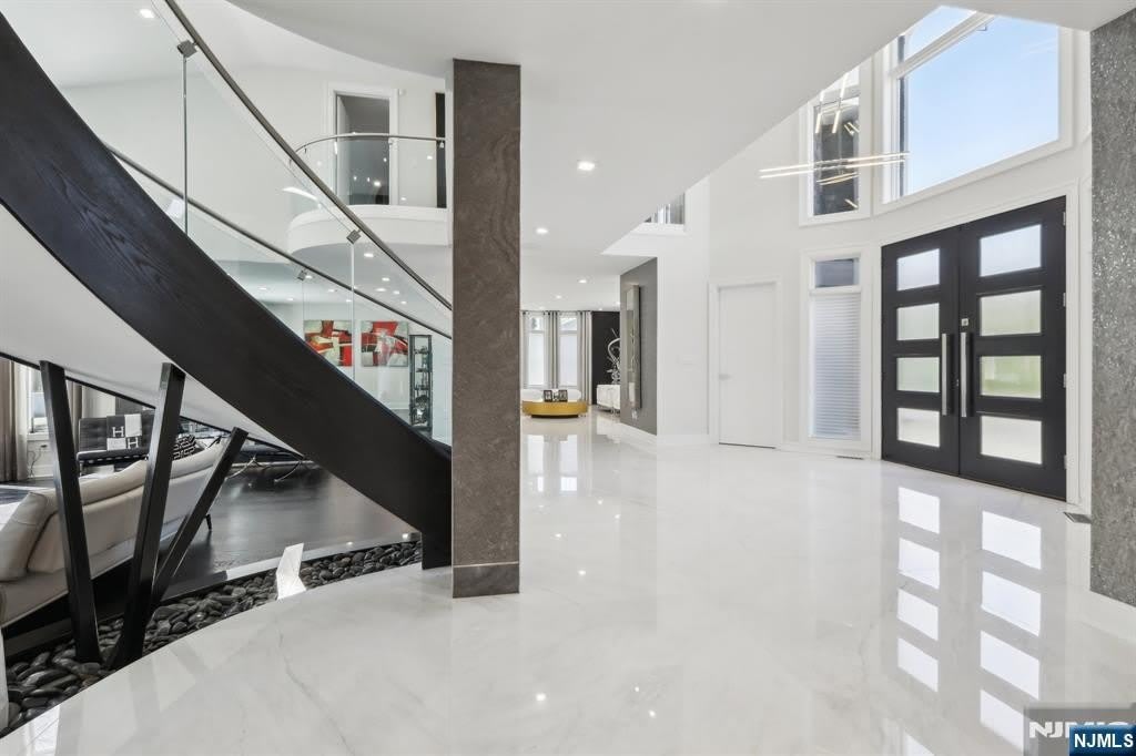 63 Roberts Road – photo 4