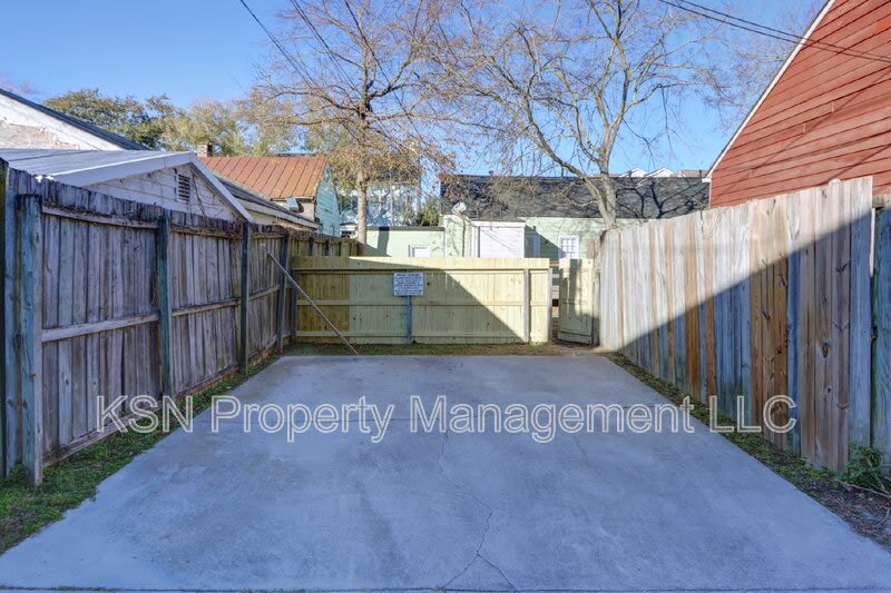 543 East Harris Street – photo 3