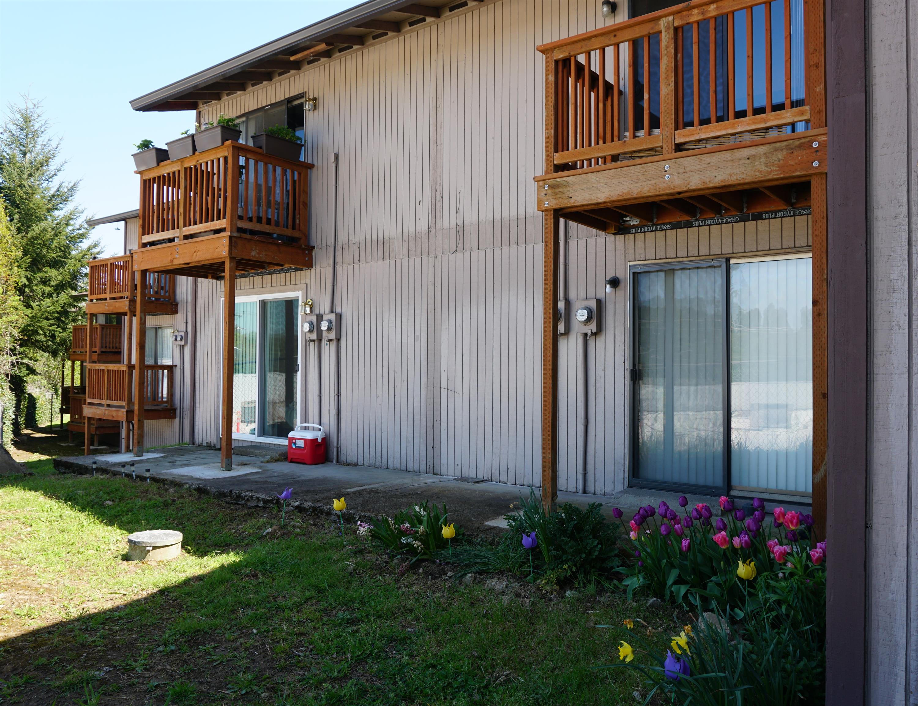 1806 NE 104th Street #C-12 – photo 4
