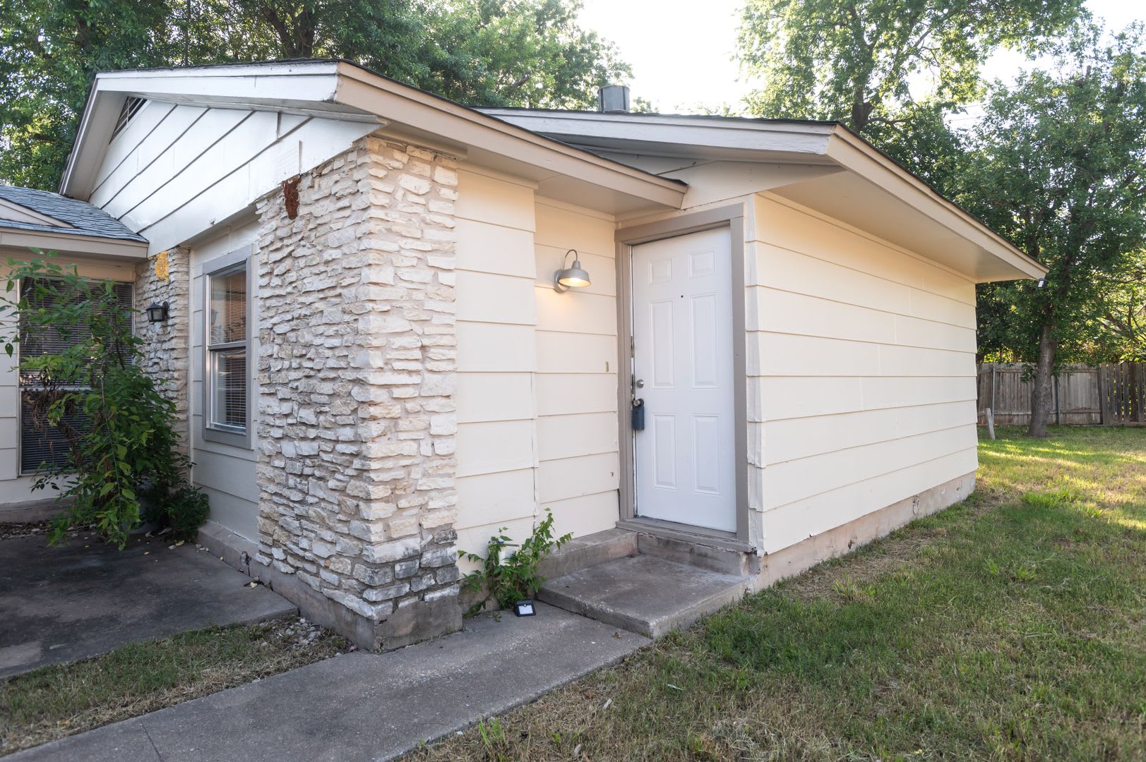 Two Bedroom Duplex – photo 1