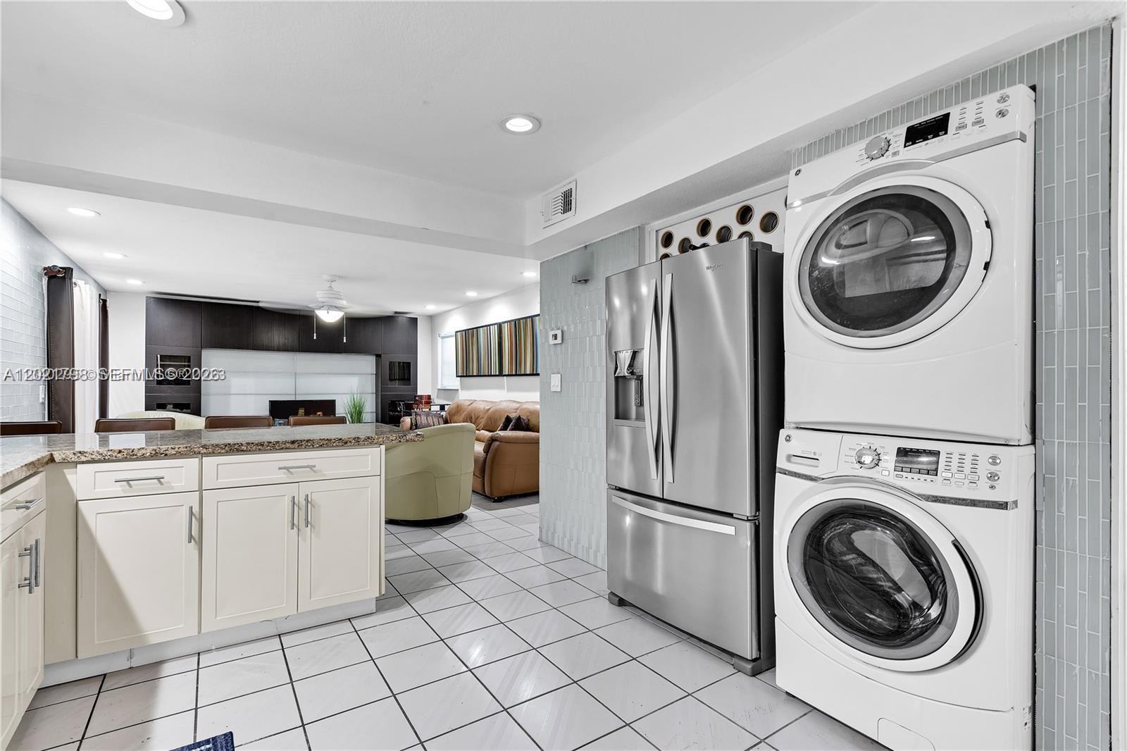 8908 Southwest 108th Circle – photo 5