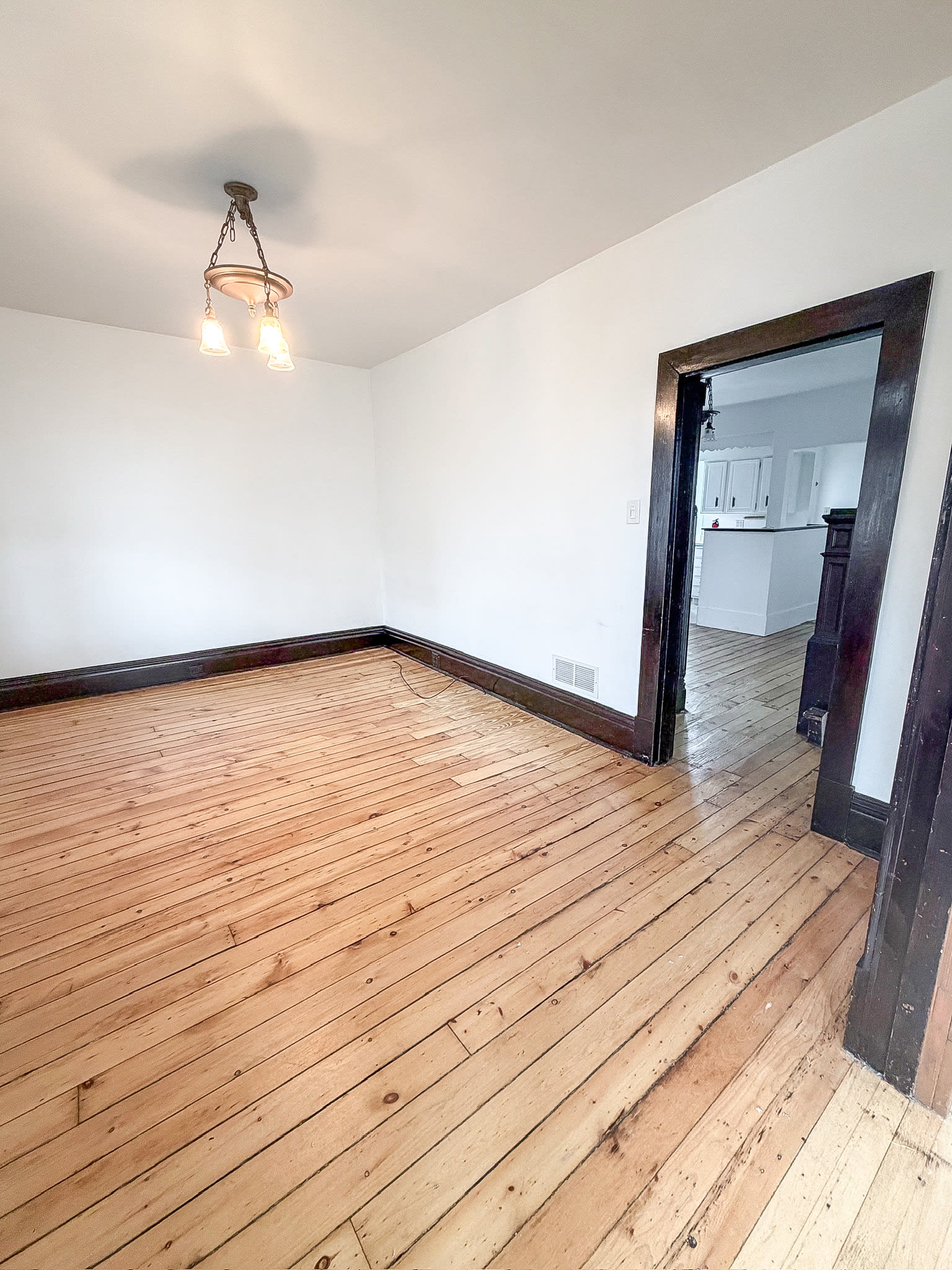 506 Locust Street – photo 5