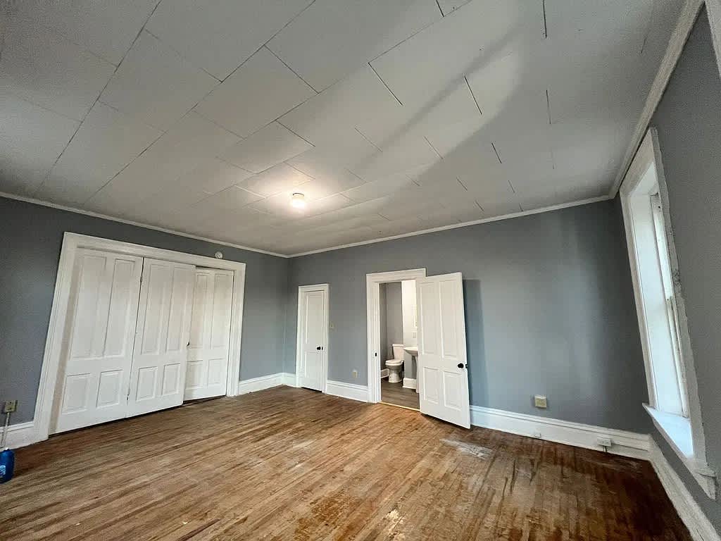 303 West King Street – photo 5