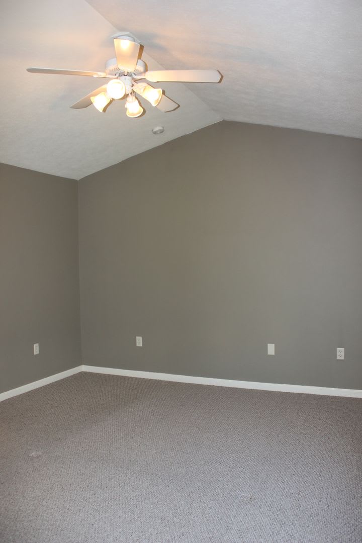 Townhouse for Rent in Taylor Springs – photo 5