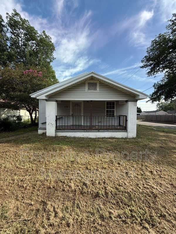 4616 12th Avenue N – photo 1