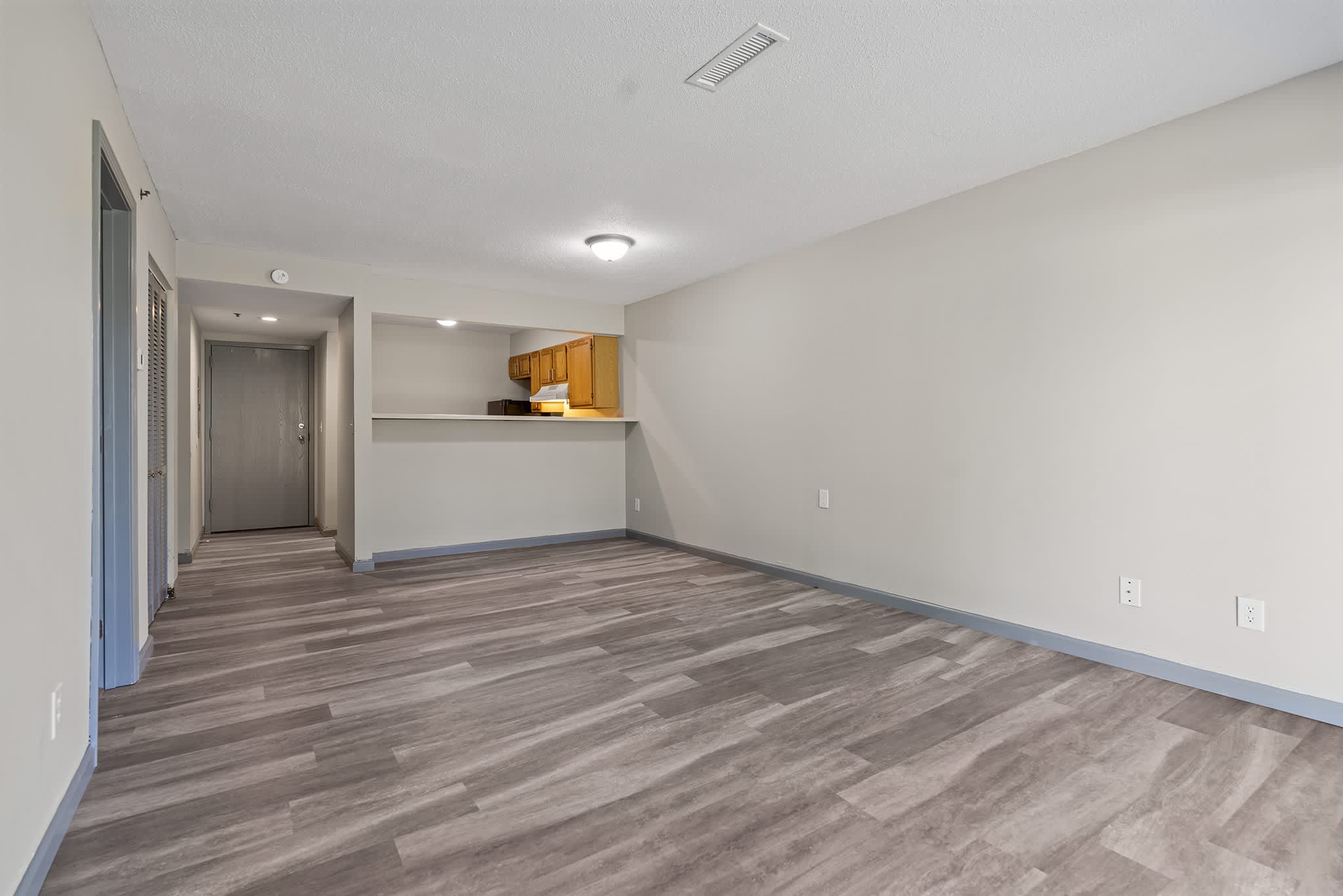 The Hill Apartments – photo 4