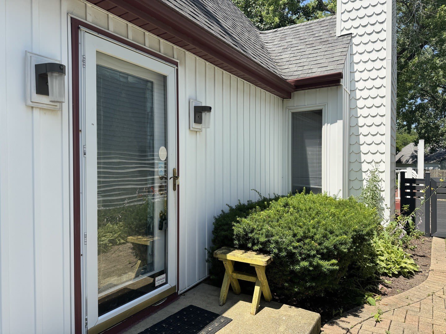 6652 Fernwood Drive – photo 2