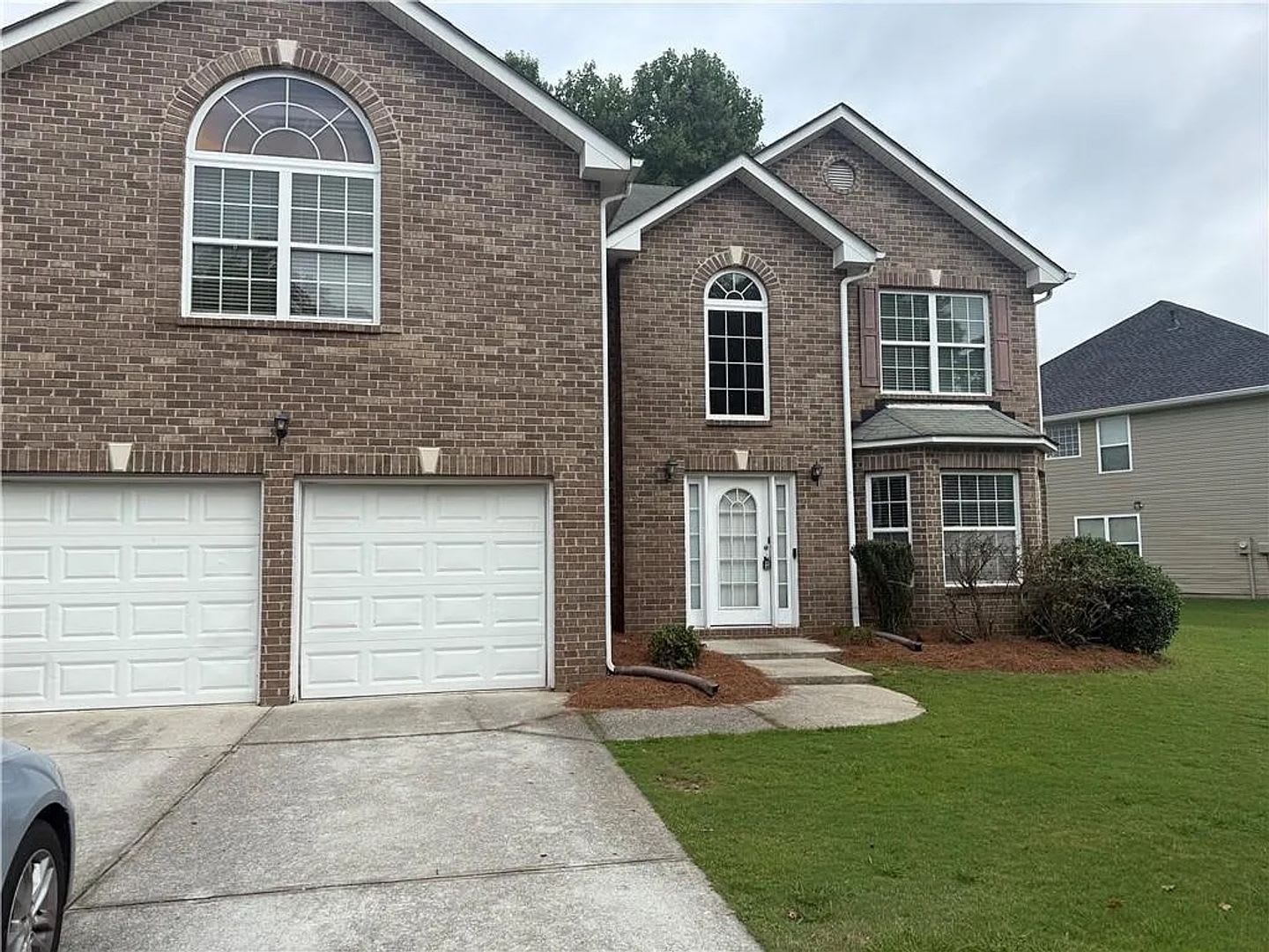 Room in 4 Bedroom Home in Snellville – photo 1