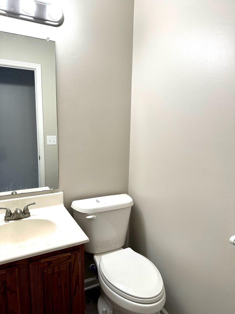 Spacious 2 Bedroom, 2.5 Bathroom Condo for Rent in Bristol, TN – photo 5