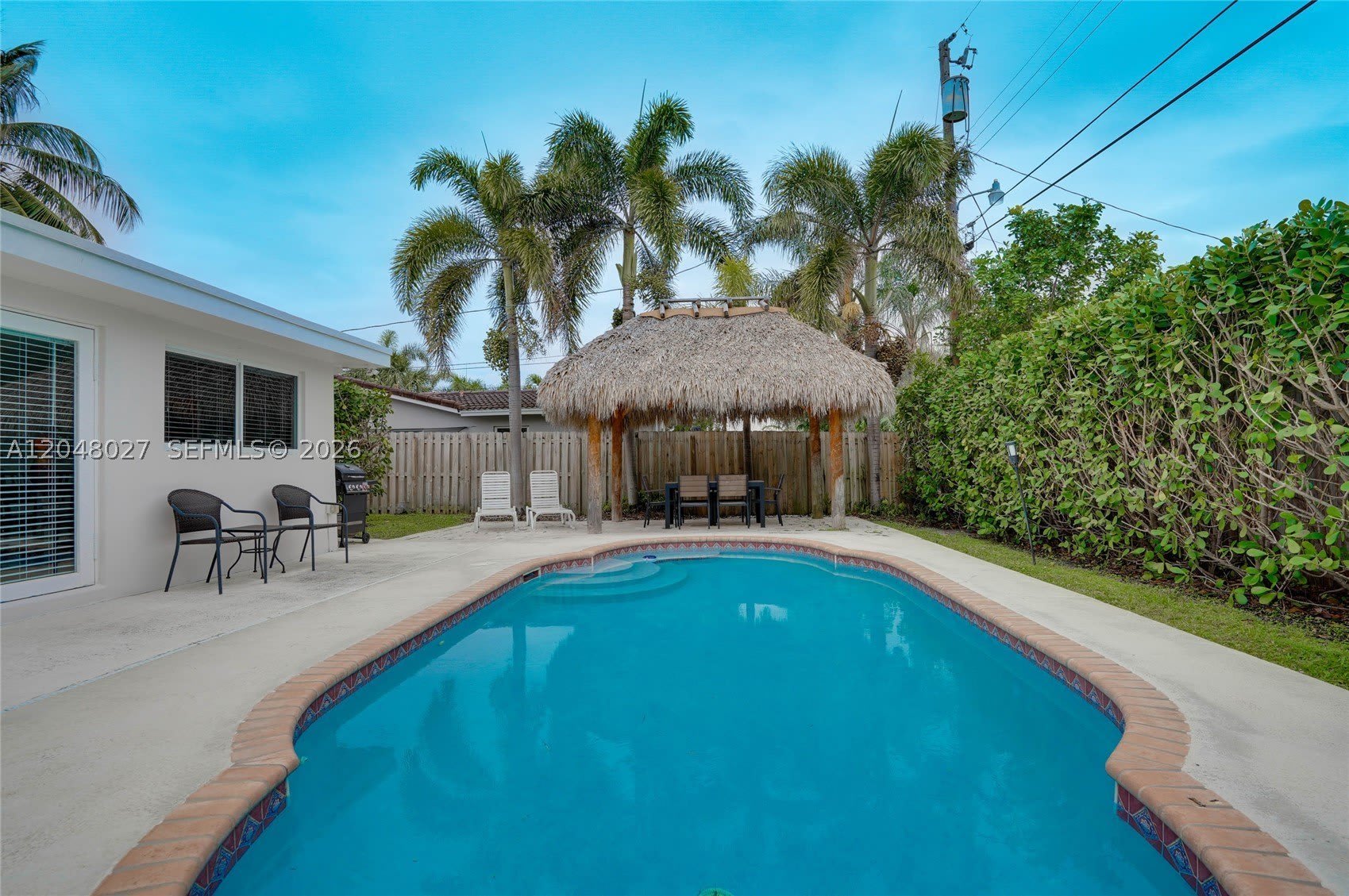 1660 Ne 26Th Ave – photo 5