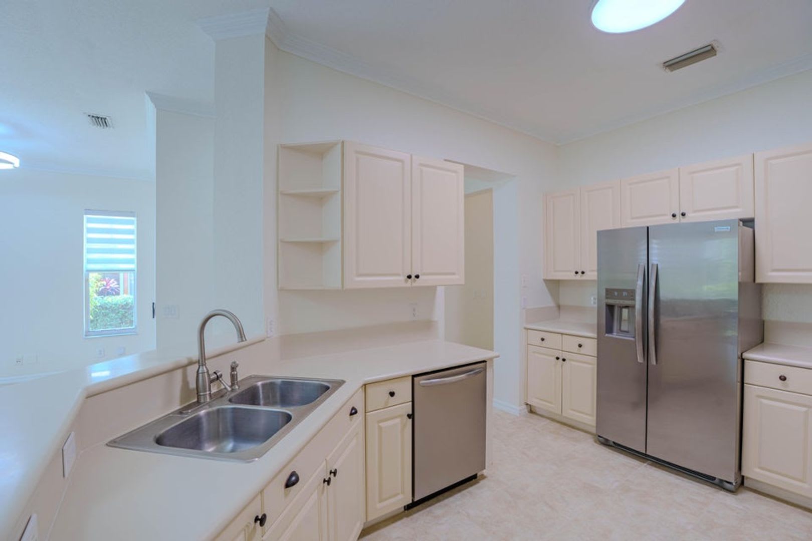 5733 NW 119th Drive, Coral Springs, FL 33076 – photo 2
