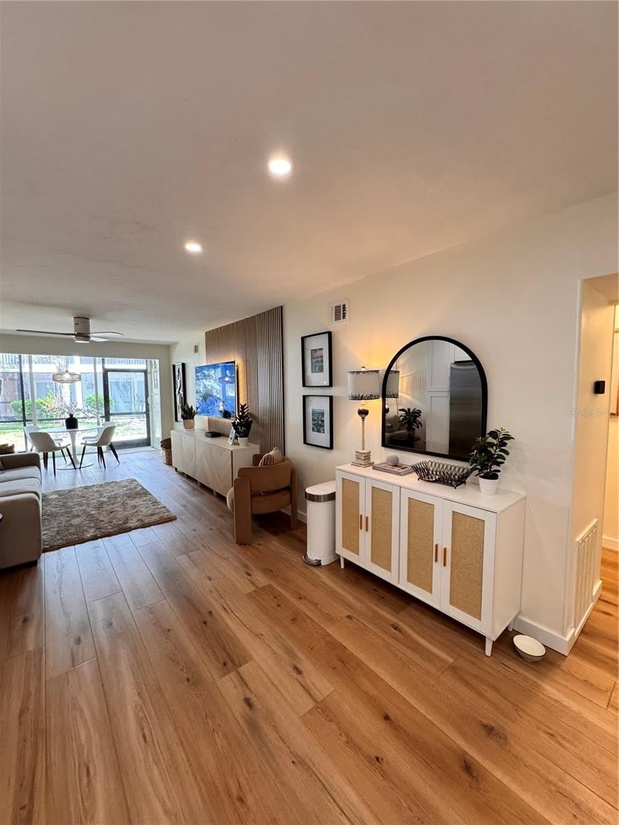 5623 Midnight Pass Road – photo 4