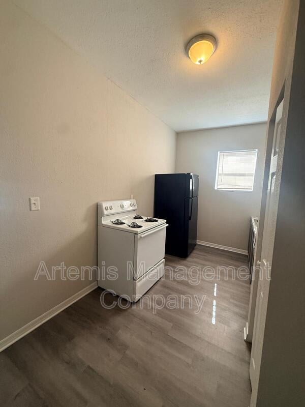 1128 Van Buren Street – photo 5