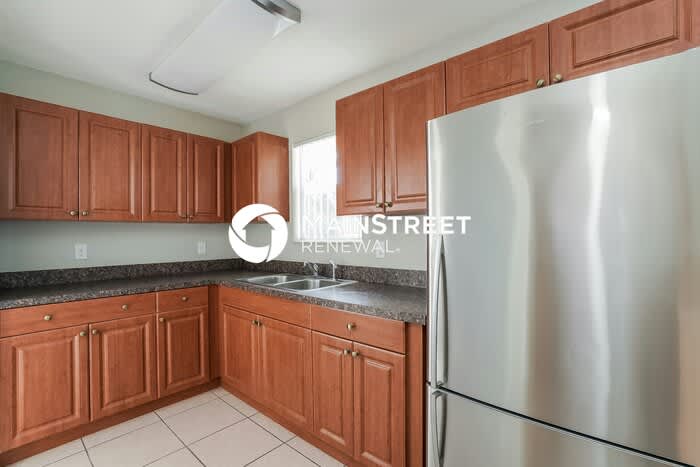705 Ned Avenue North – photo 5
