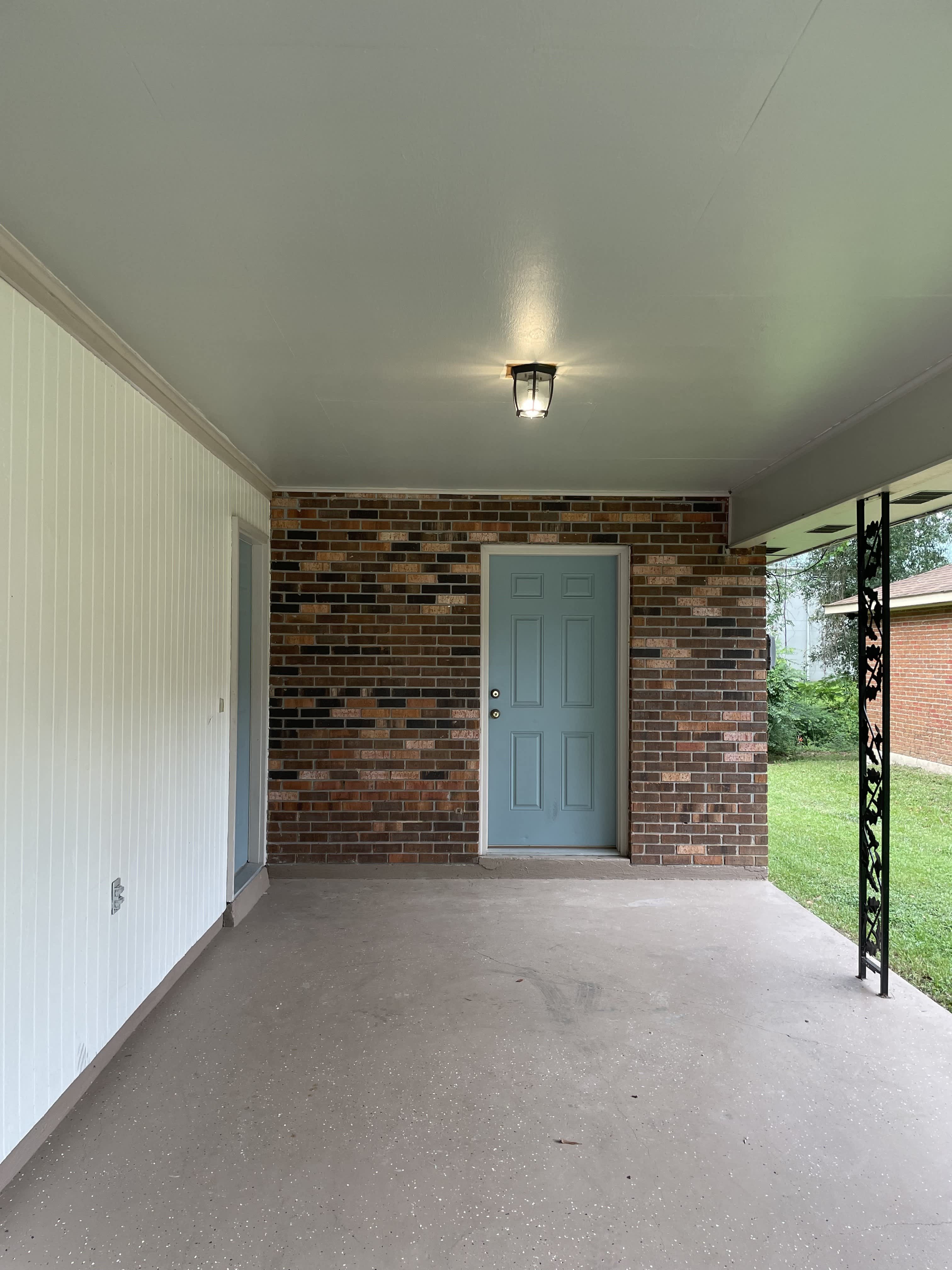 111 Center Street – photo 2