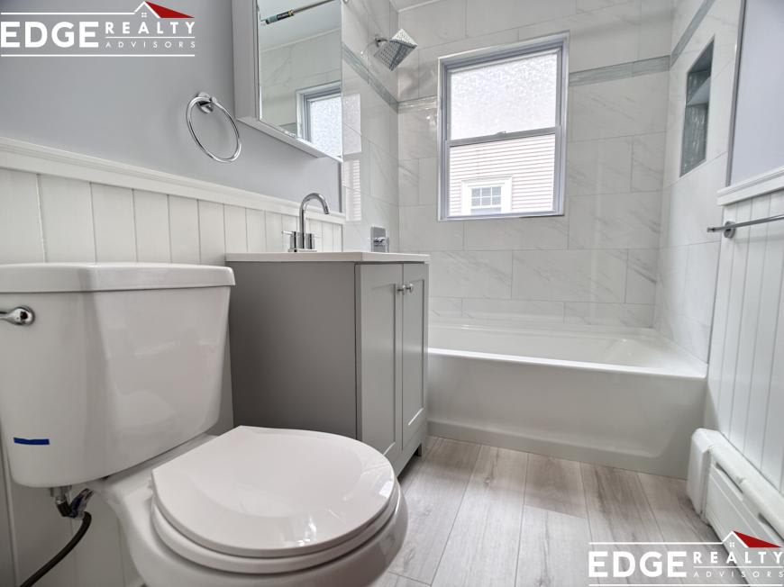 41 Hobart St. – photo 5