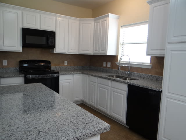 26222 Avoyelles Ave. – photo 5