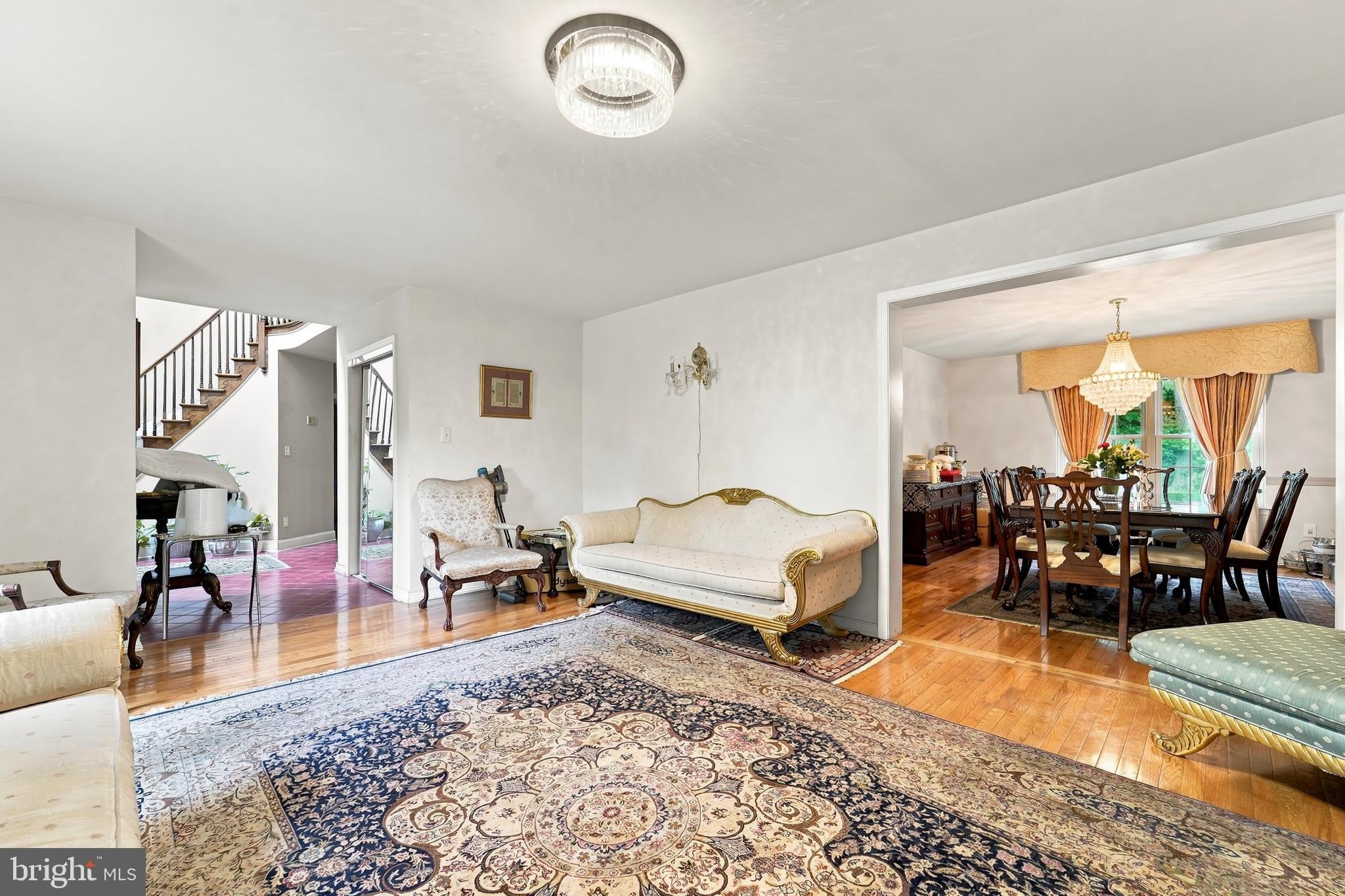 315 PHEASANT HILL Drive – photo 5