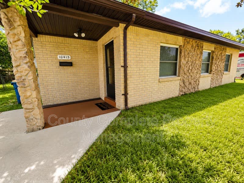 10415 Briarcliff Rd E – photo 3