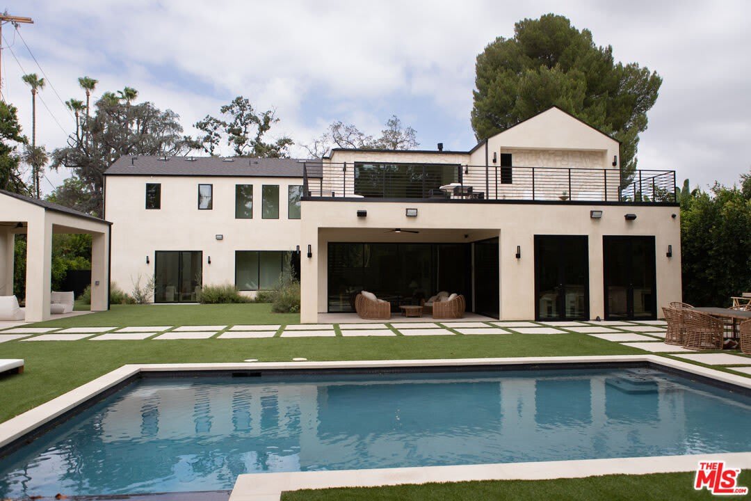 5064 Encino Ave – photo 4