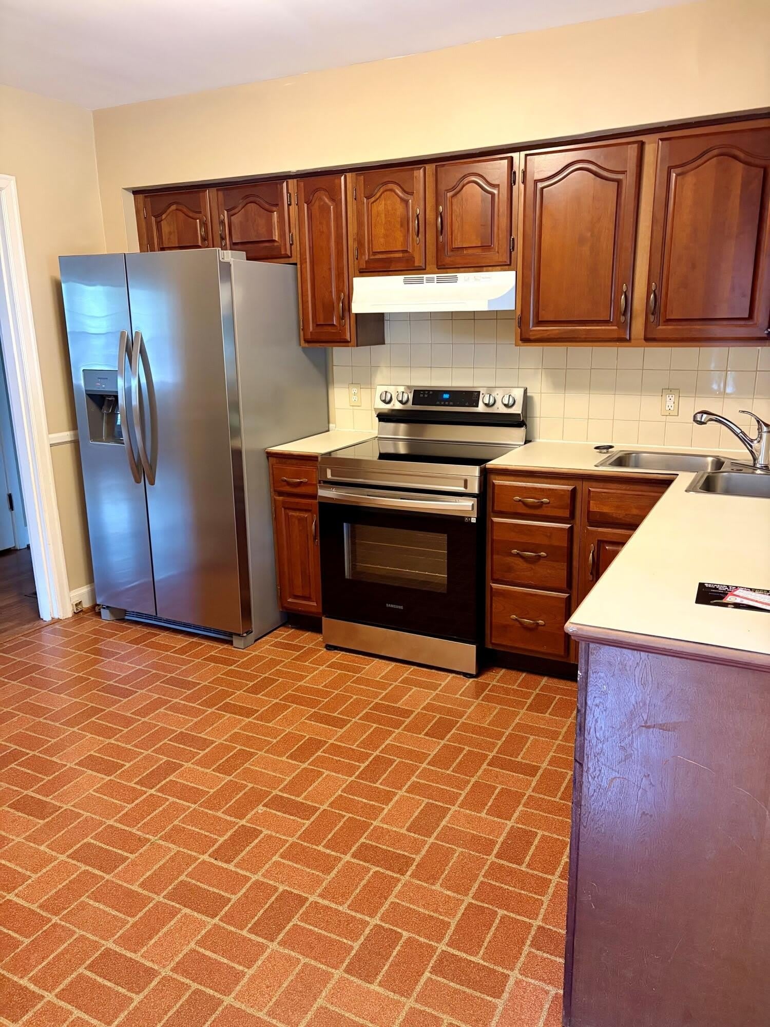 217 Romany Road – photo 5