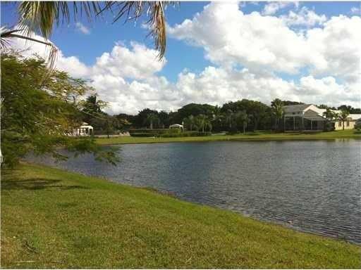 824 Savannah Falls Drive – photo 2