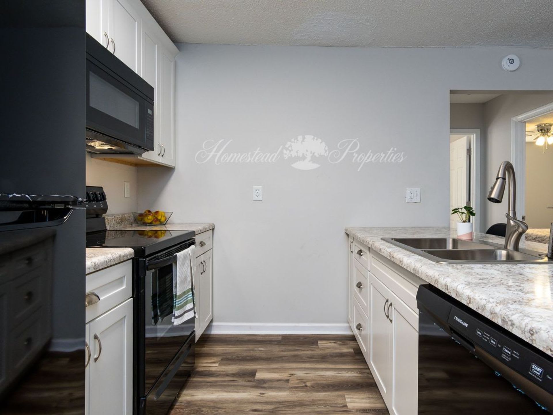 Buffalo Creek Apartments – photo 5