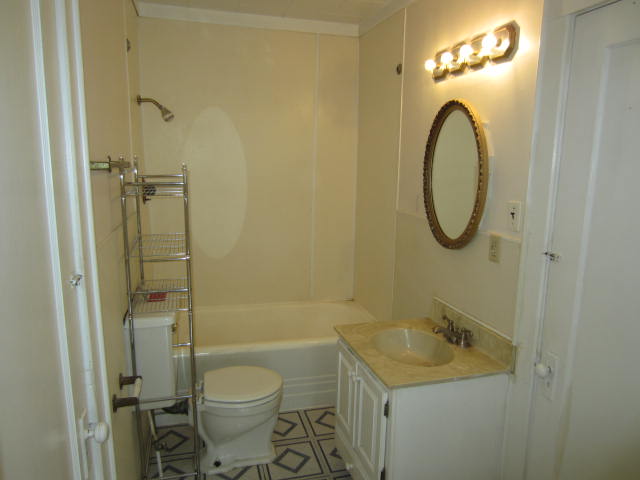 1122 E Loren St – photo 4