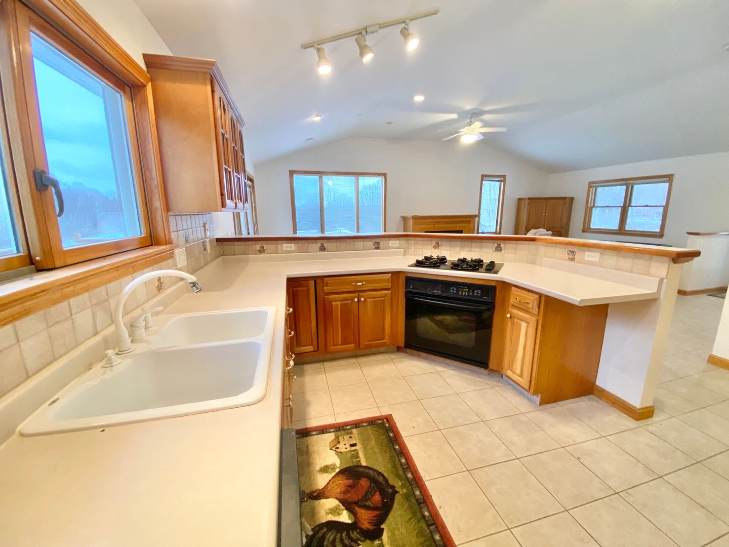 2 Bedroom 2 Bathroom House Williston VT Available November 1st – photo 2