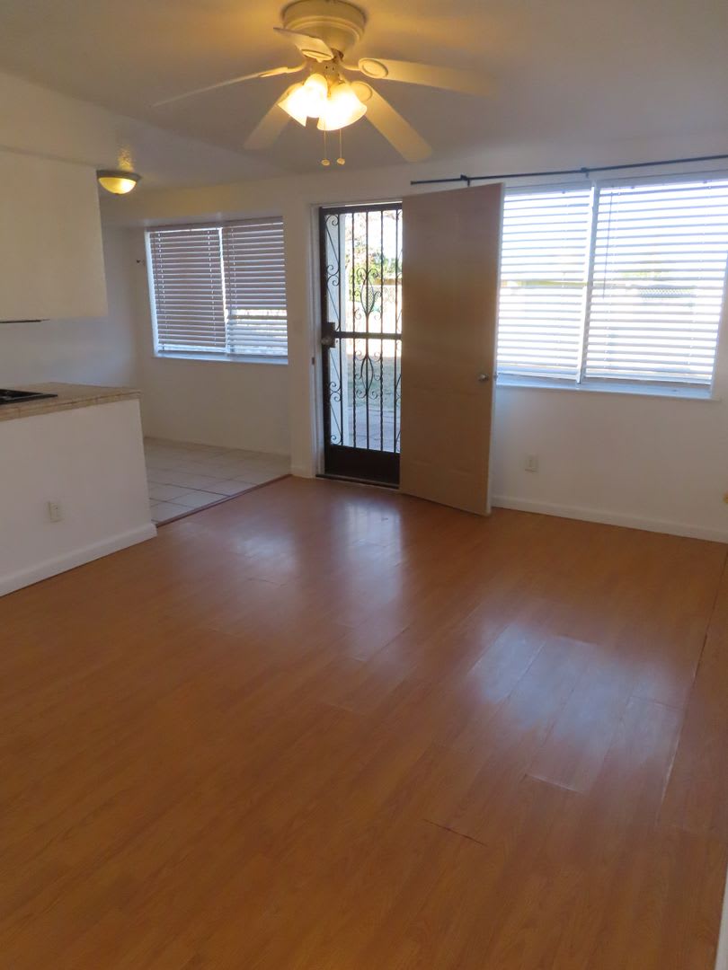 10052 KENWORTHY – photo 4