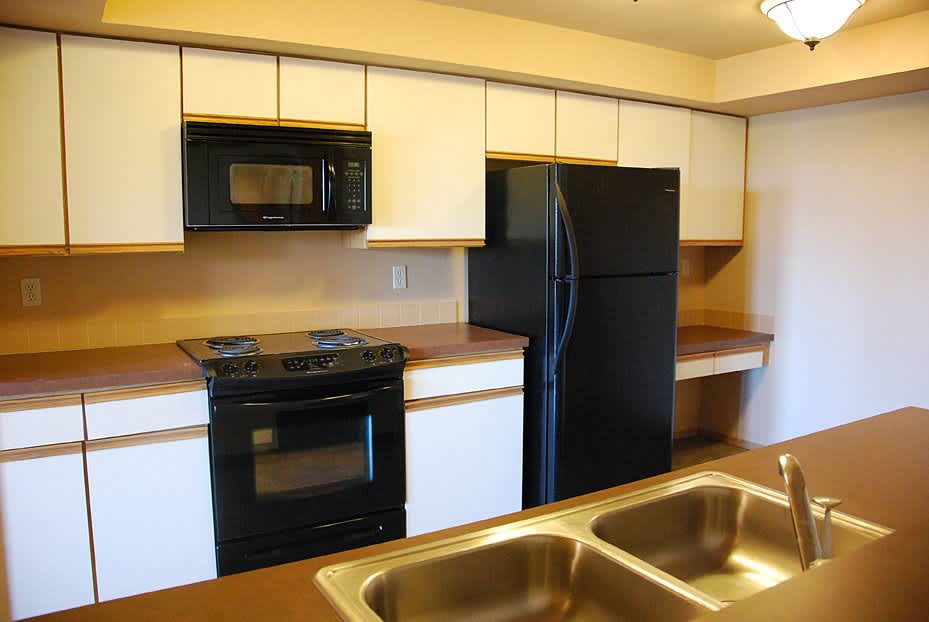 BROWNE'S ADDITION GATED CONDOMINIUM 3 Bed 2 Bathroom view property – photo 4