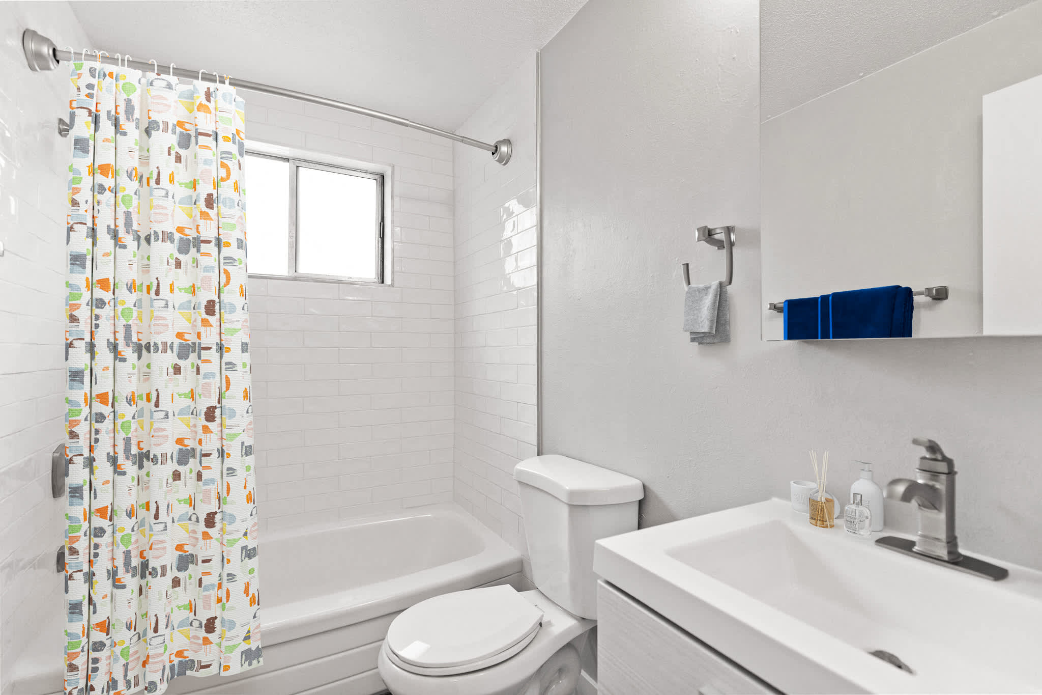 758 Clarkson – photo 5