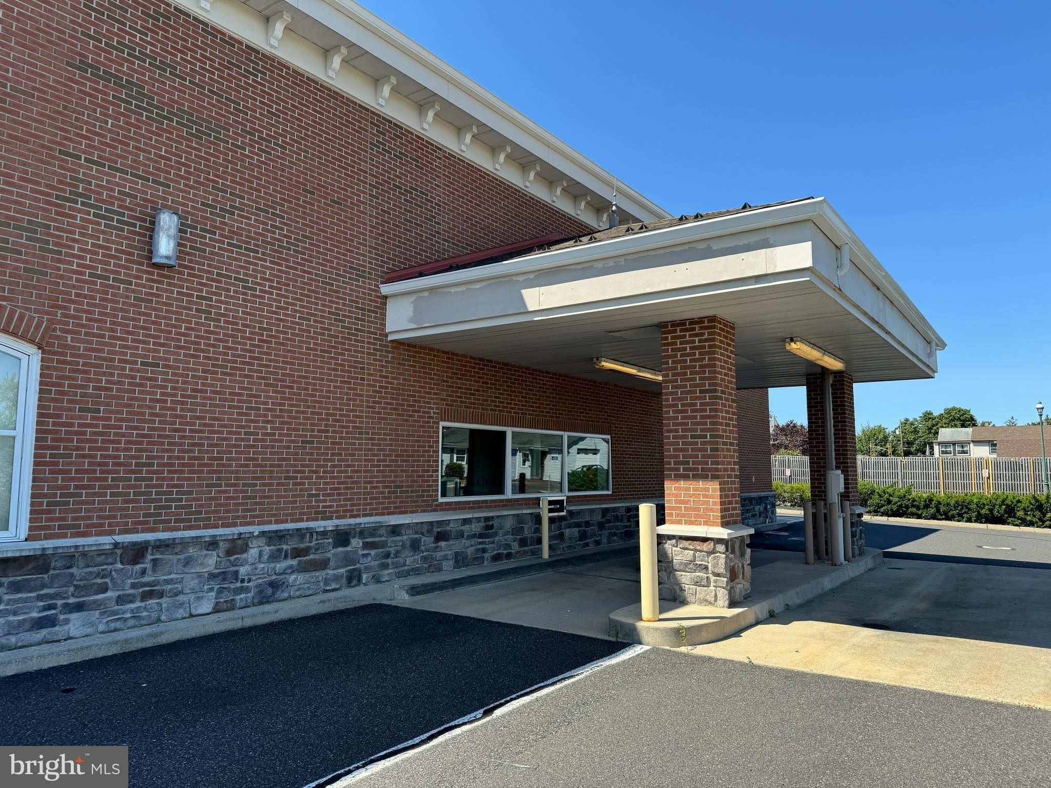 350 MAIN Street – photo 4
