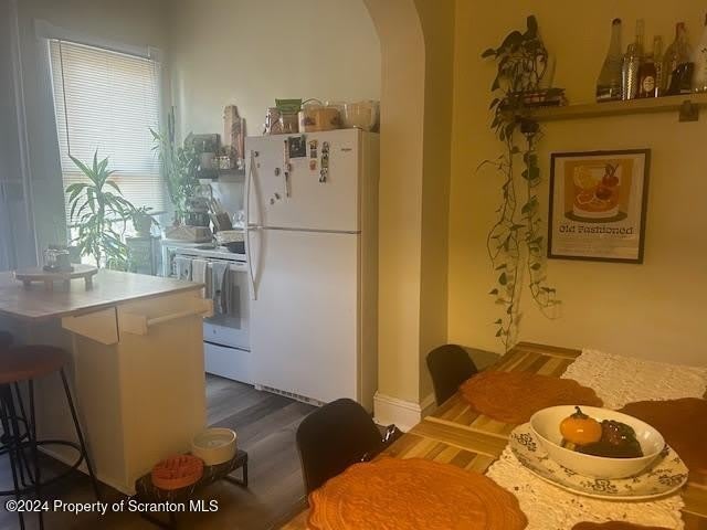 1543 Sanderson Avenue – photo 4