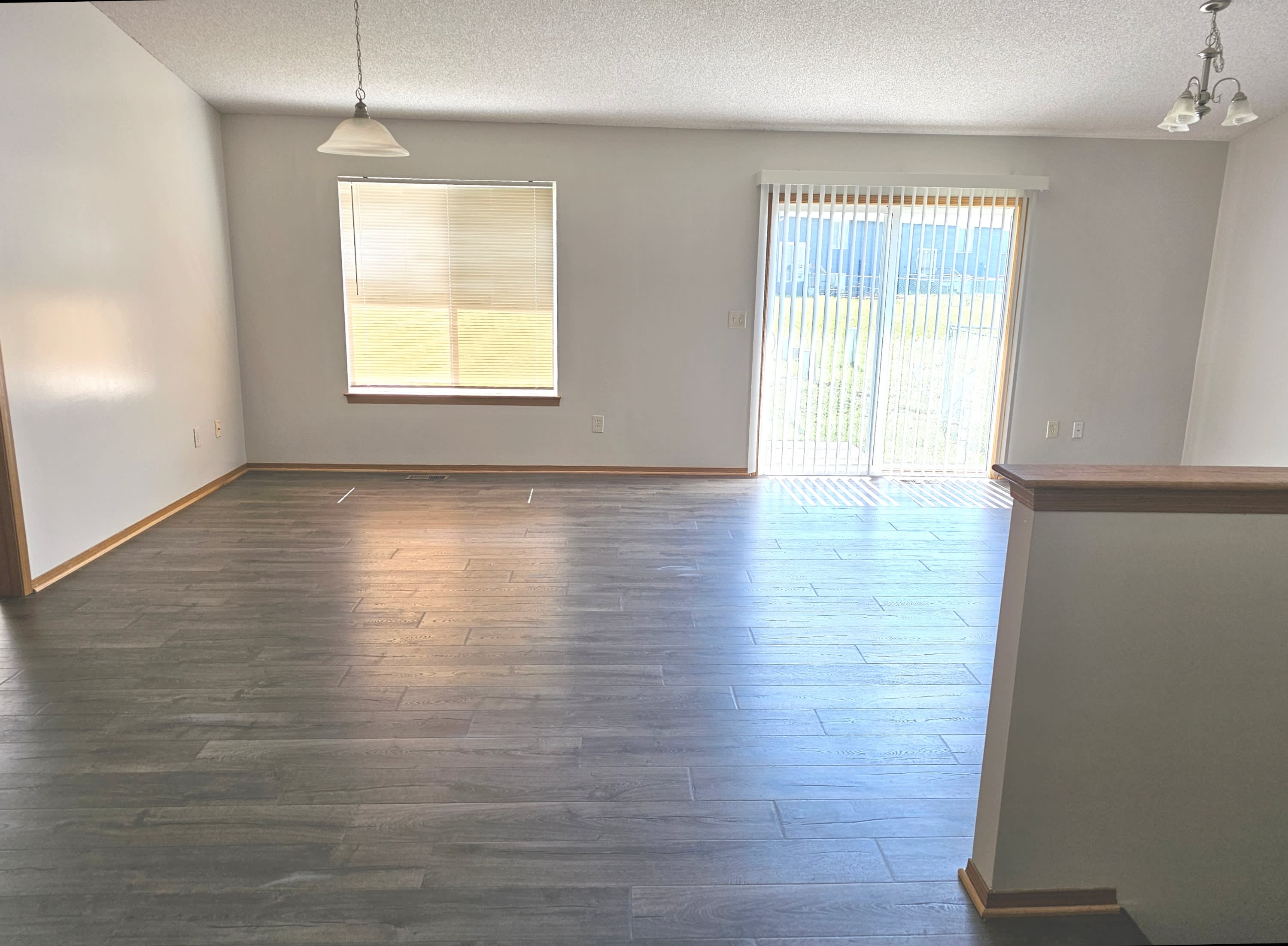 504 Stonedale Dr. – photo 2