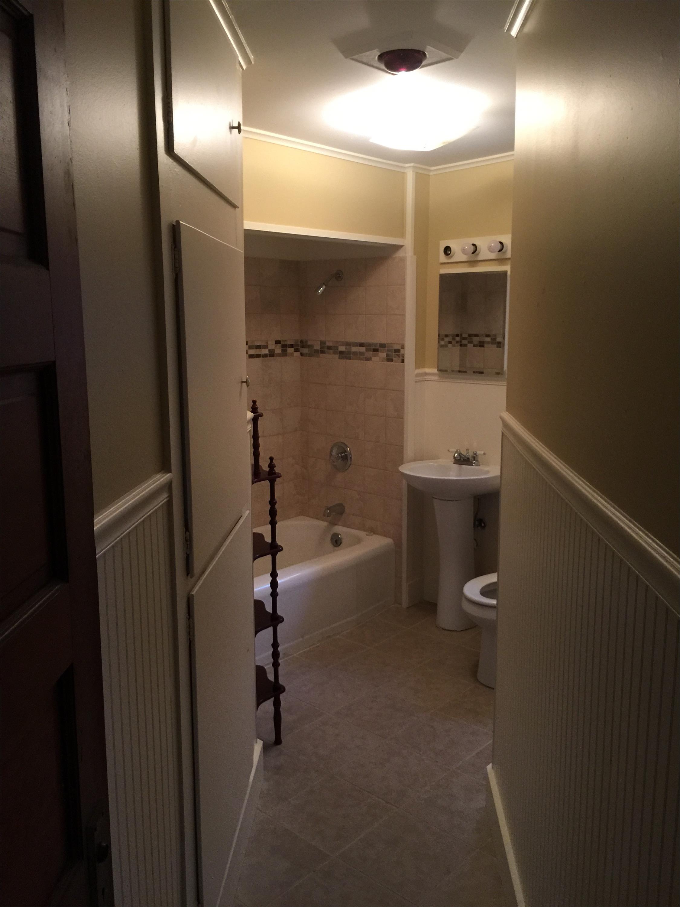 6 Lathrop St – photo 3