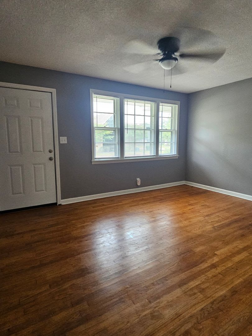 2709 Haymarkek Road – photo 2