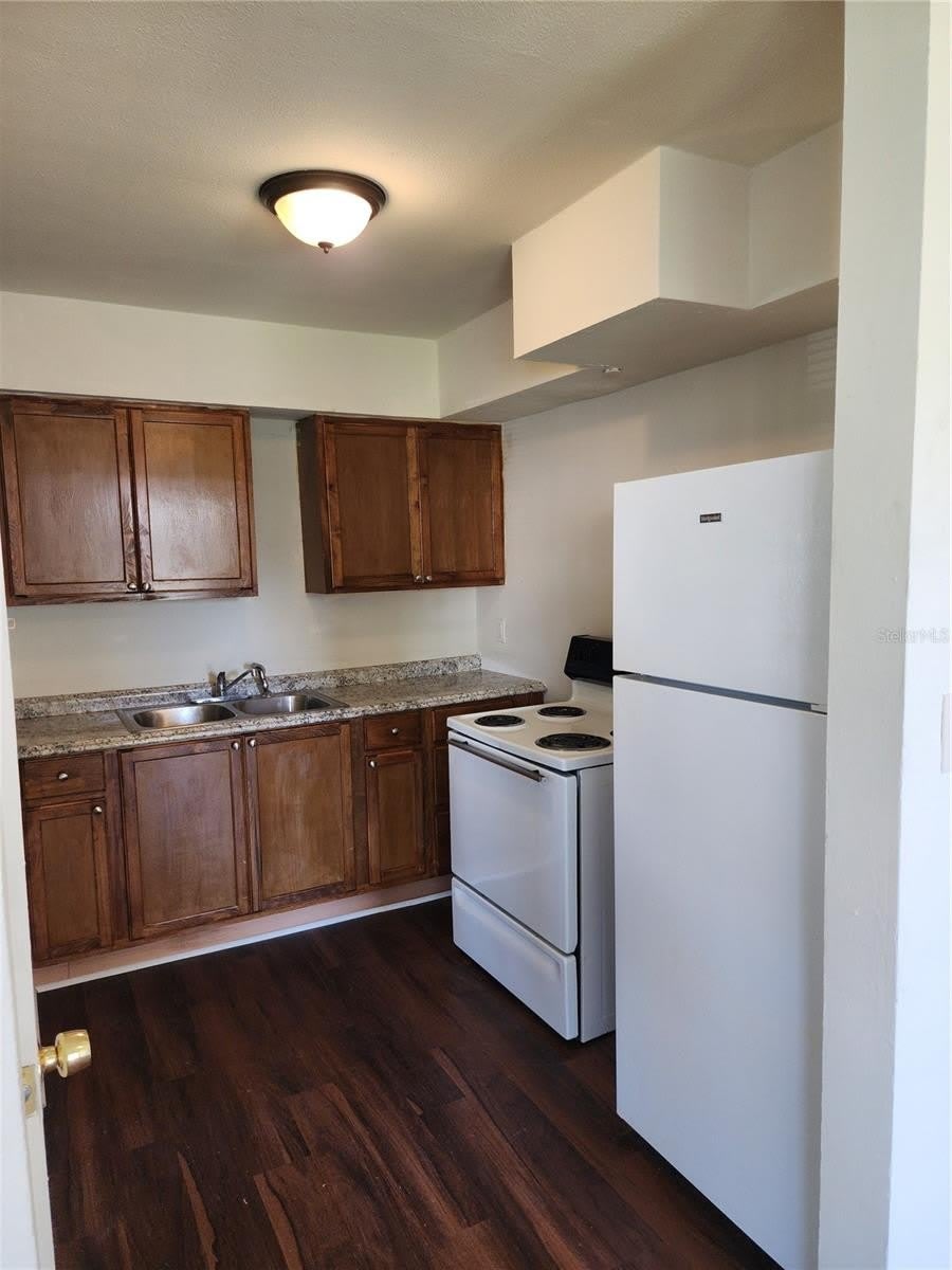 2227 HIGHLAND Street – photo 3