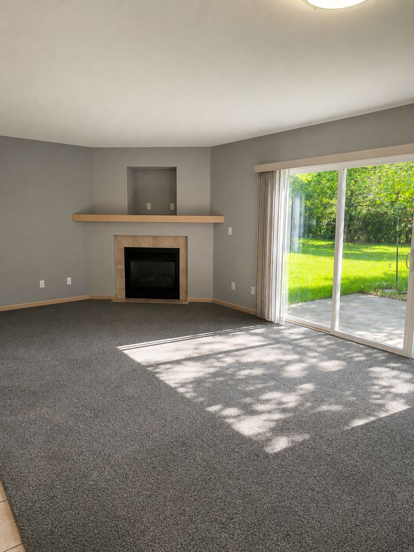 Welcome Home To This Spacious 2 Bedroom 2 Bathroom Rental – photo 4